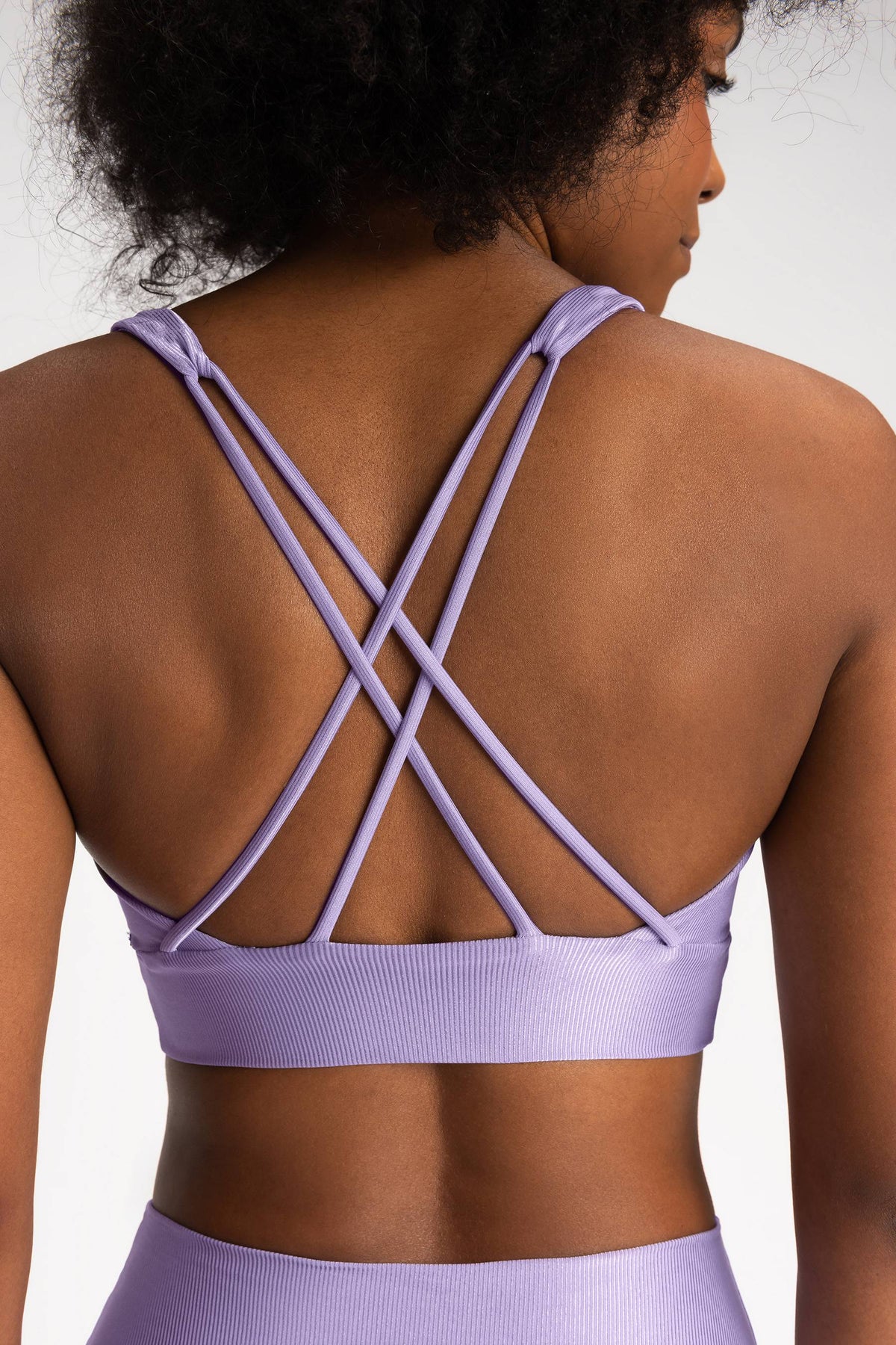 Essential Neo Allure® Mid Sports Bra